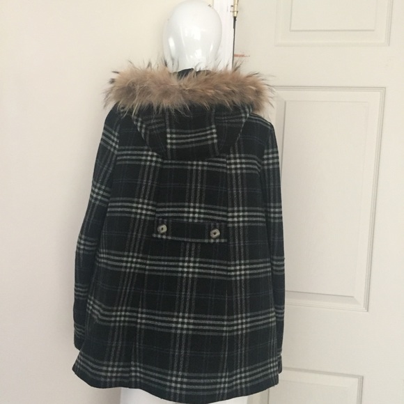 SOLD MAJE Fur Hooded Wool Short Coat, US 6..like new - Picture 5 of 7